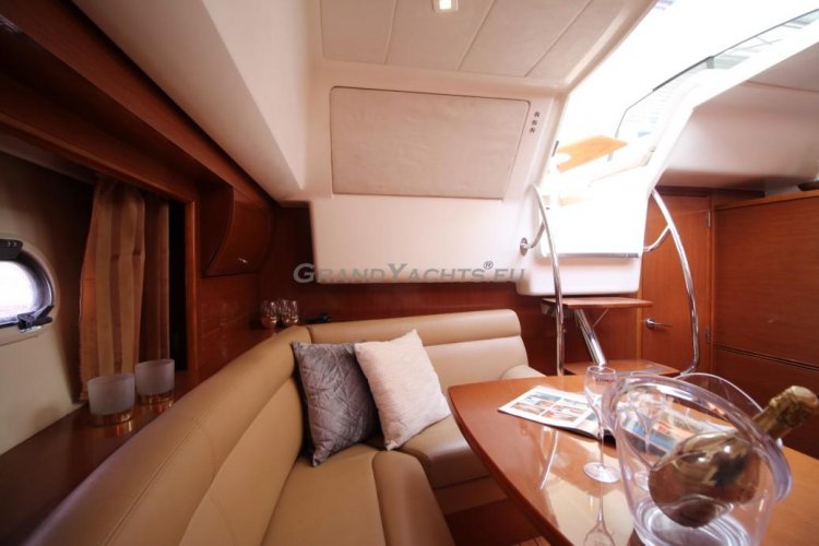 foto: 76 Prestige 38S