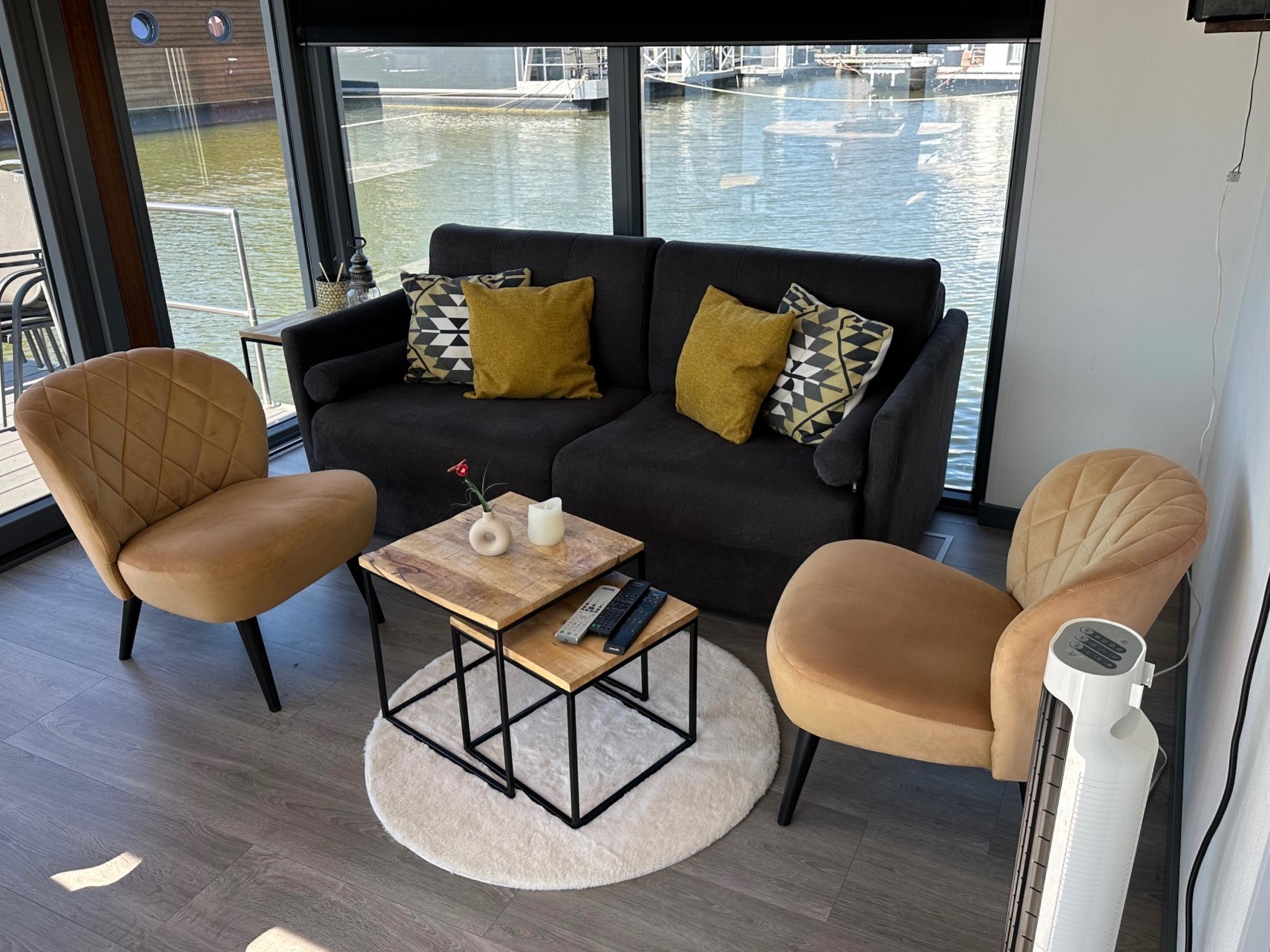 foto: 17 Havenlodge Castalia Houseboat