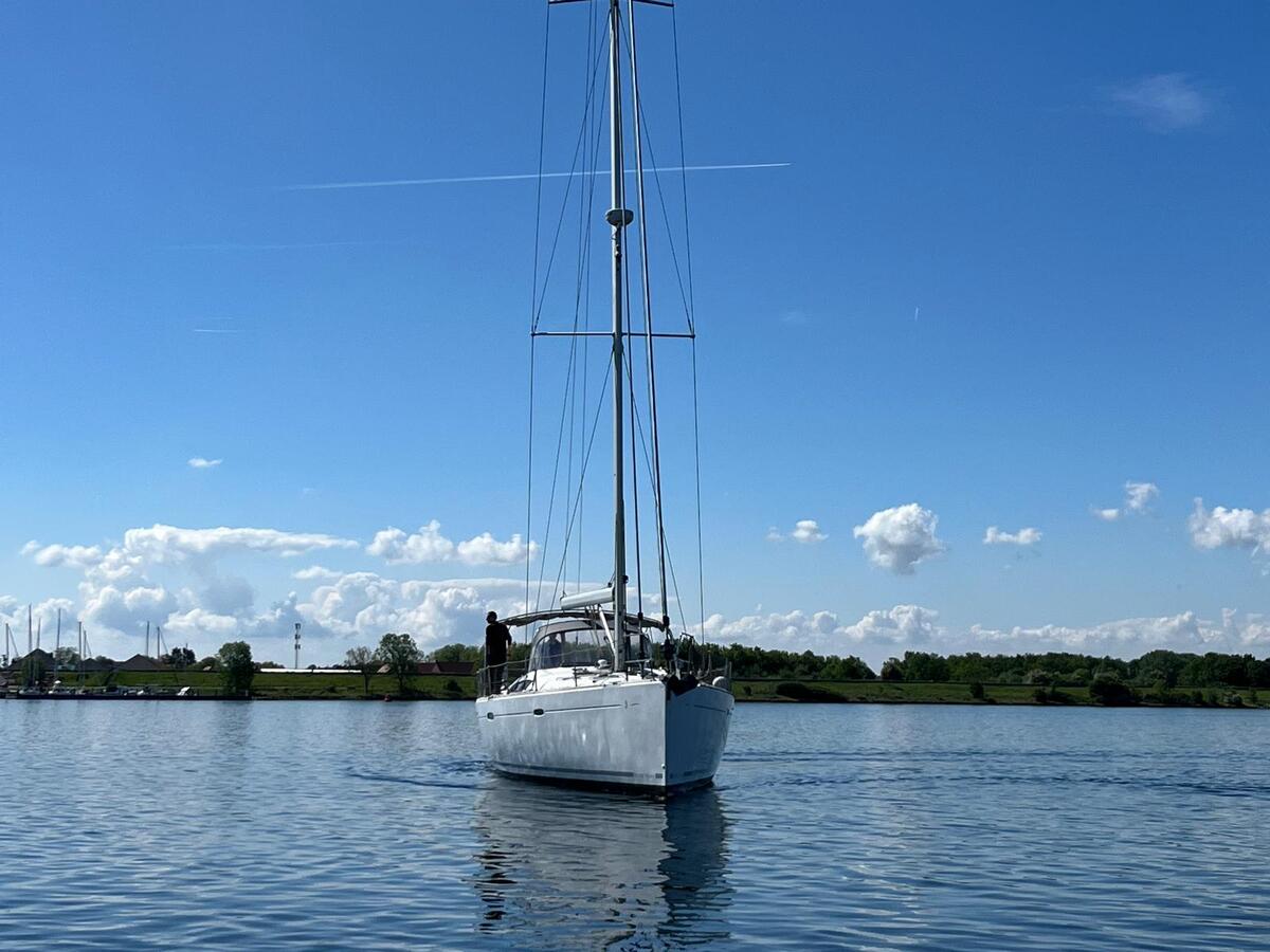 foto: 53 Beneteau Oceanis 54