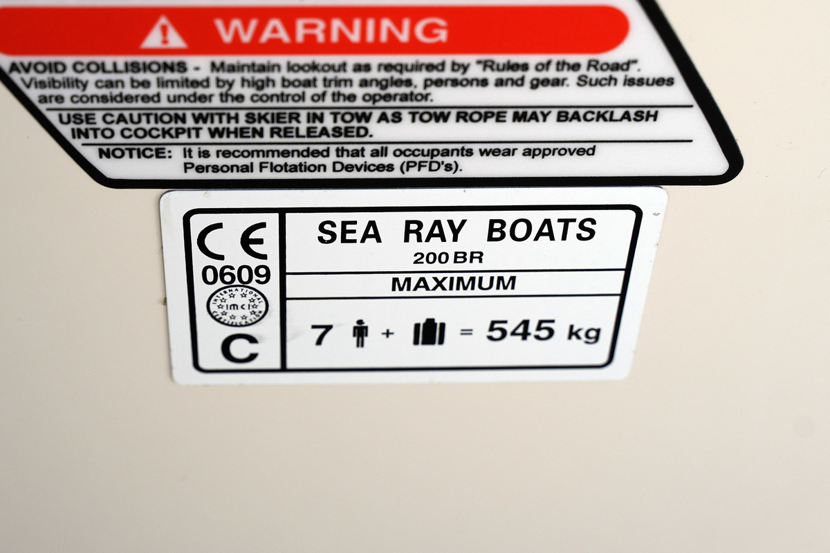 foto: 29 Sea Ray 200 Sport