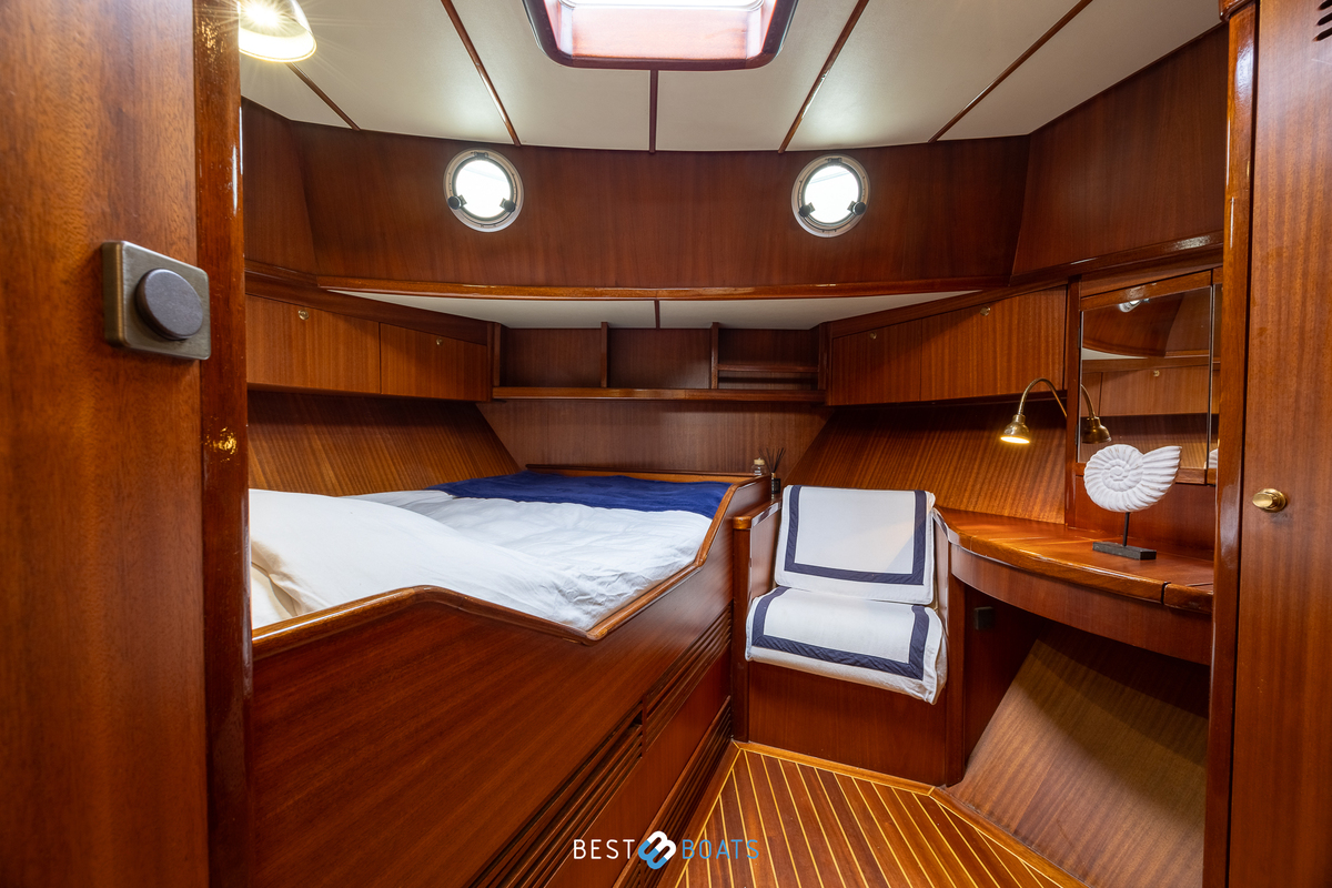 foto: 87 Tradewind 33