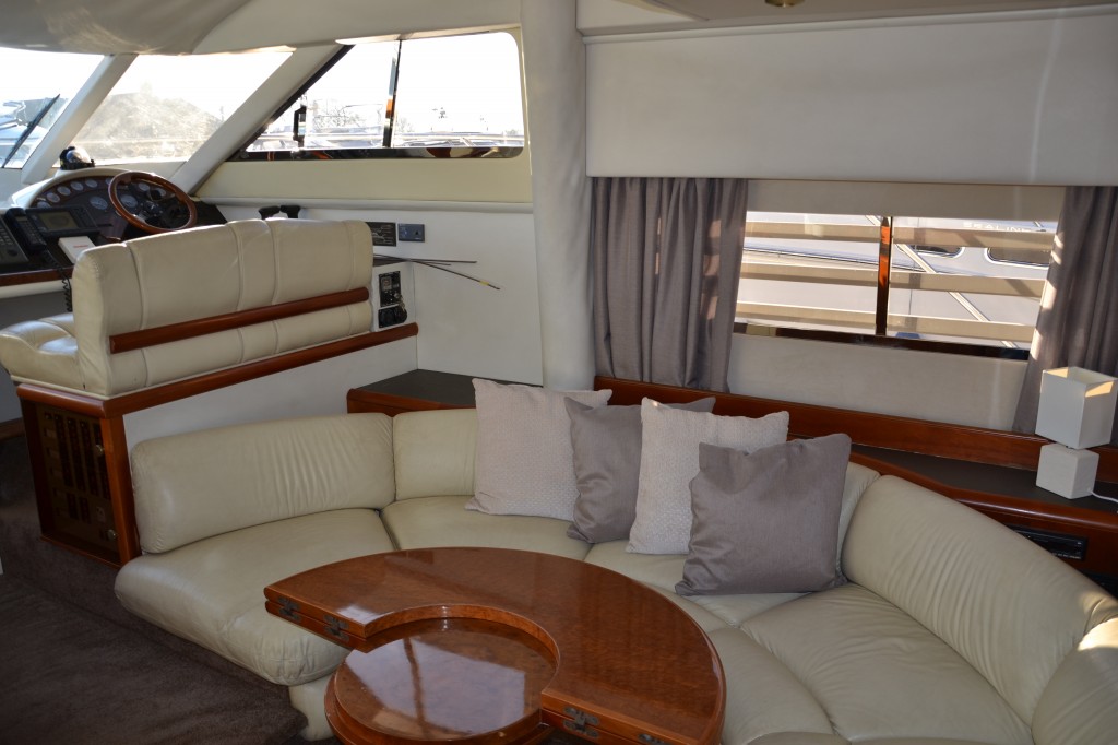 foto: 16 Fairline Squadron 43