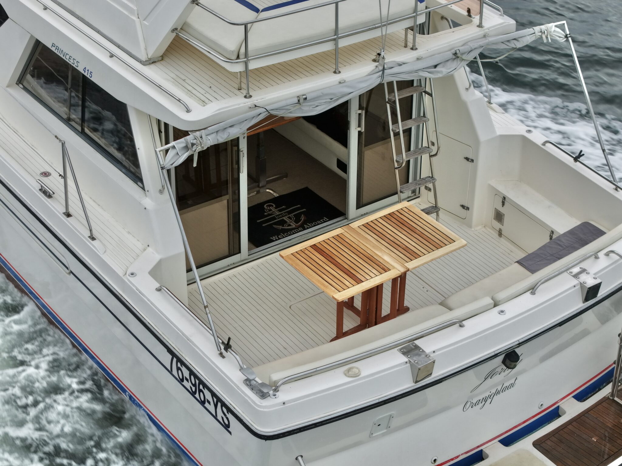 foto: 57 Princess Princess 415 FB