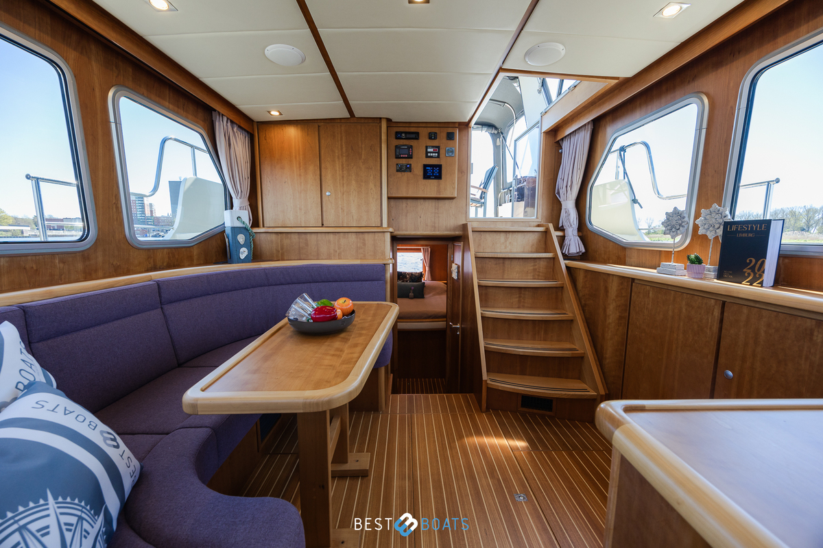 foto: 37 Van Vossen Parade 12.75 AK 