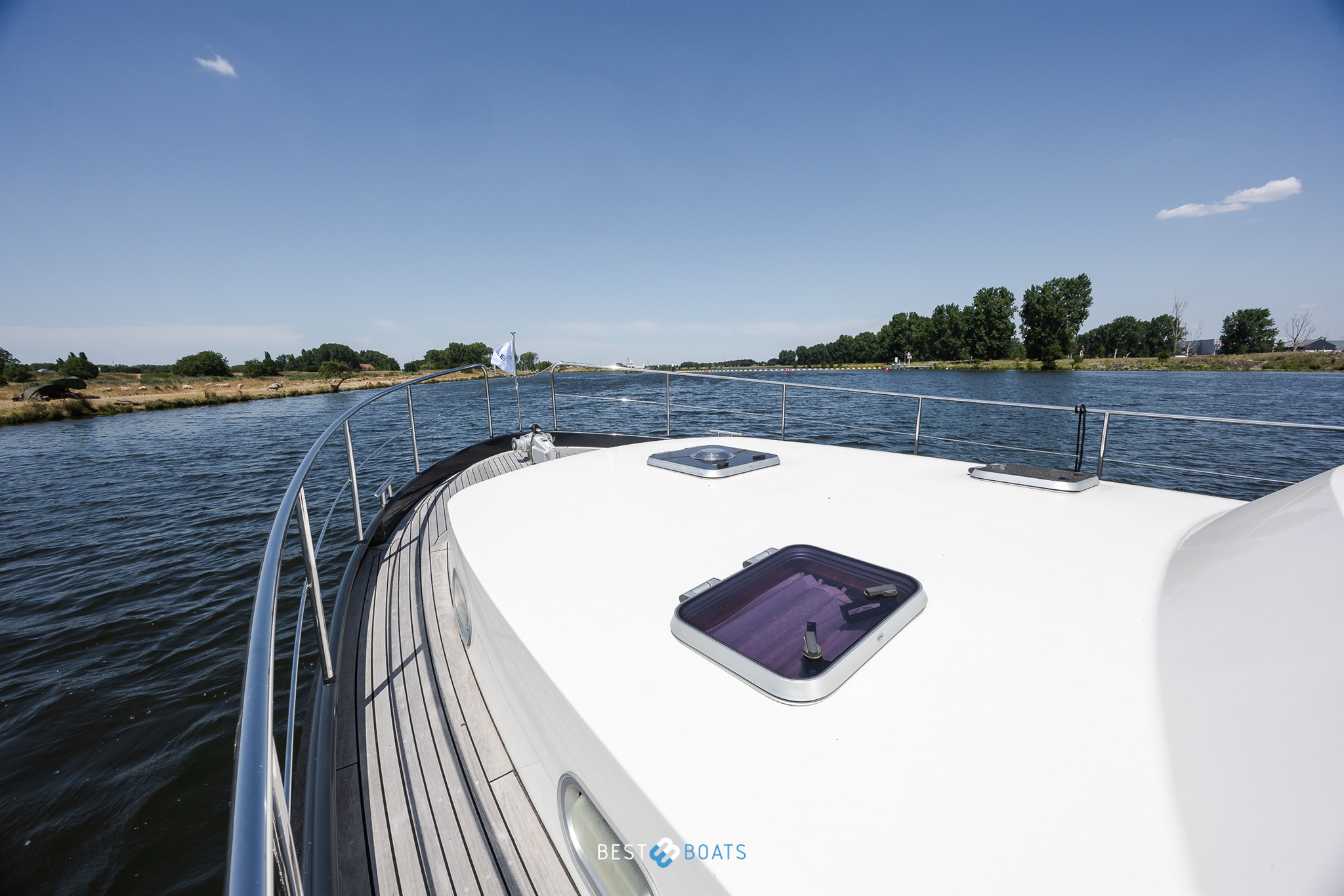 foto: 33 Linssen Grand Sturdy 470 Sedan Wheelhouse