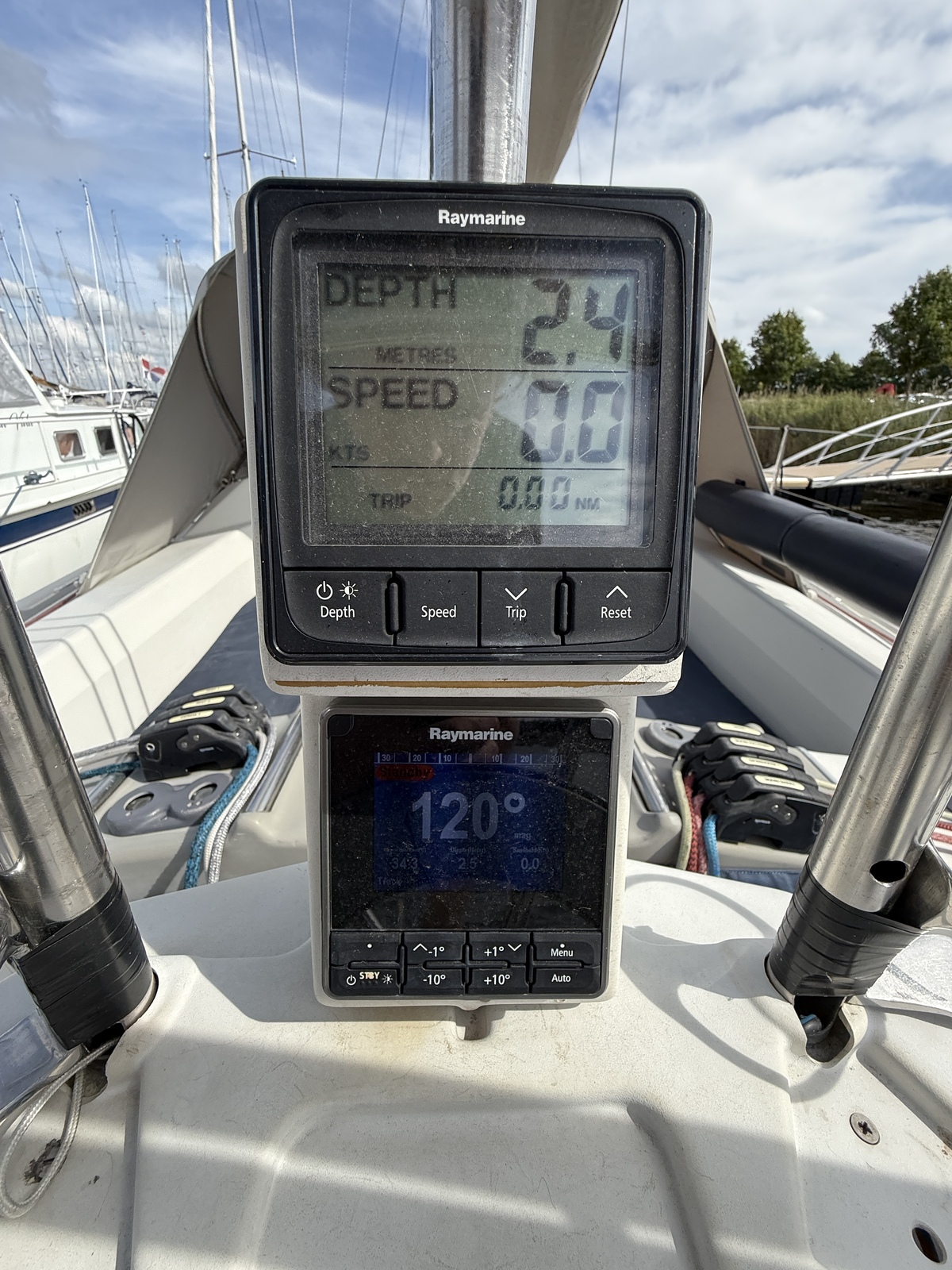 foto: 27 Dehler 37 cws 3-cabins