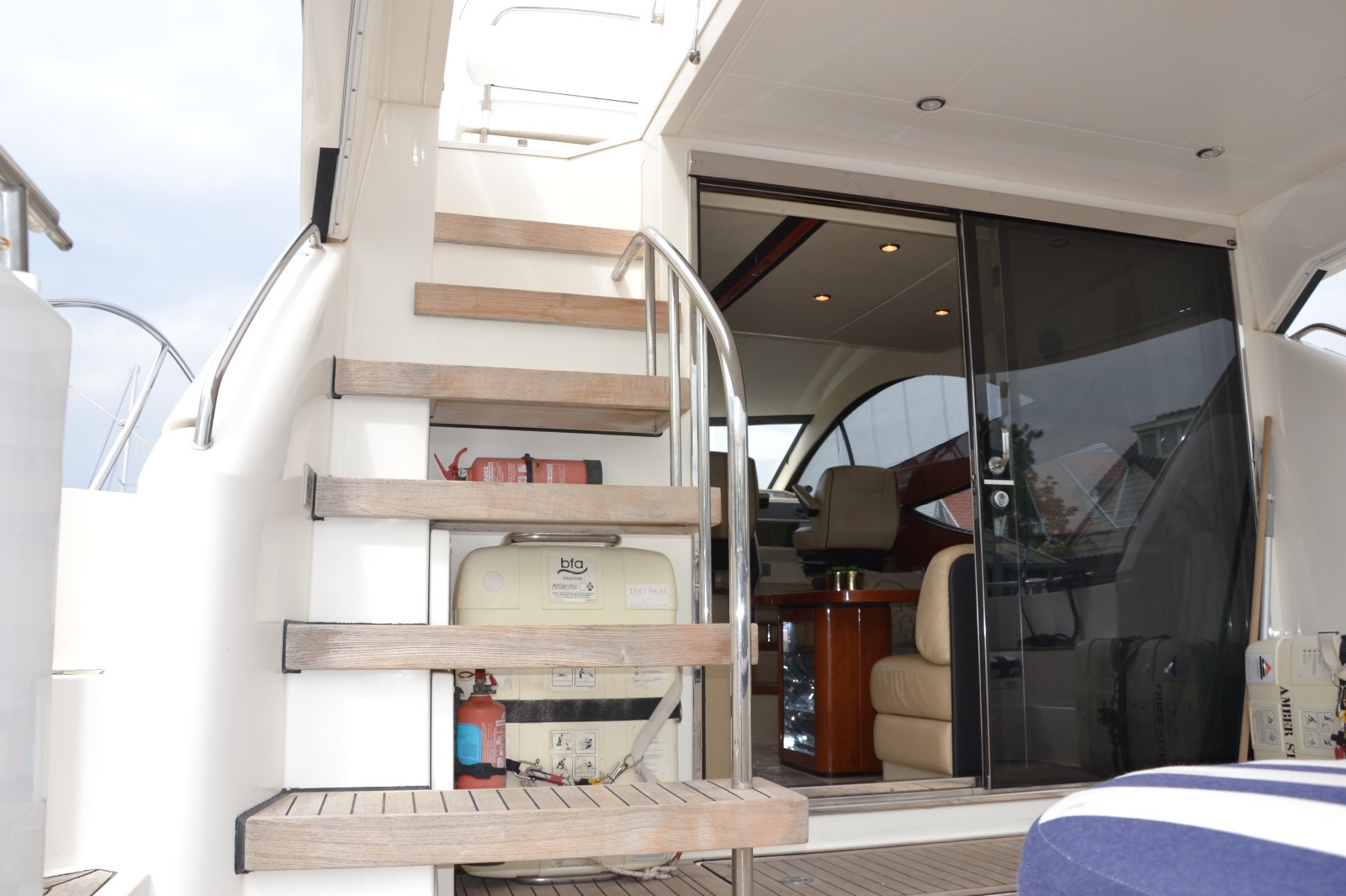 foto: 36 Fairline Phantom 46