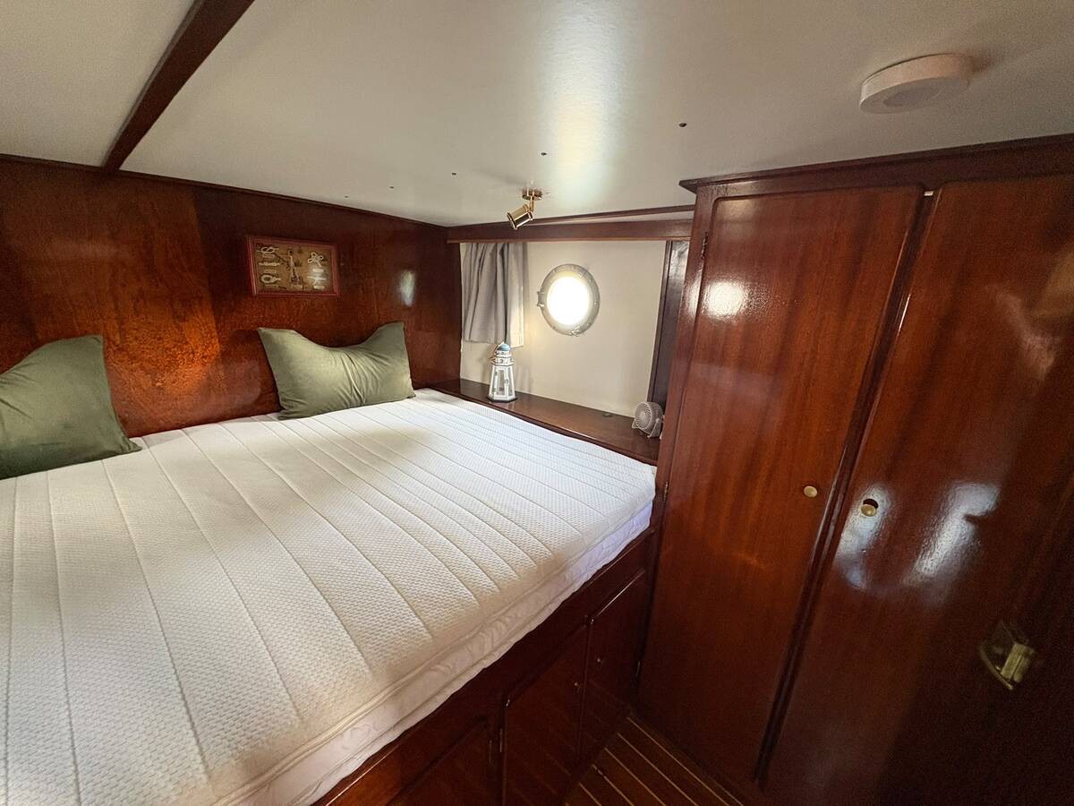 foto: 25 Linssen  st. Josef 1050