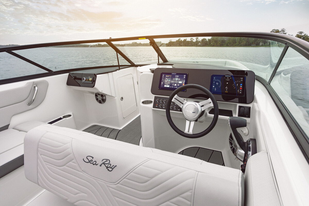 foto: 38 Sea Ray SDX 270 Surf