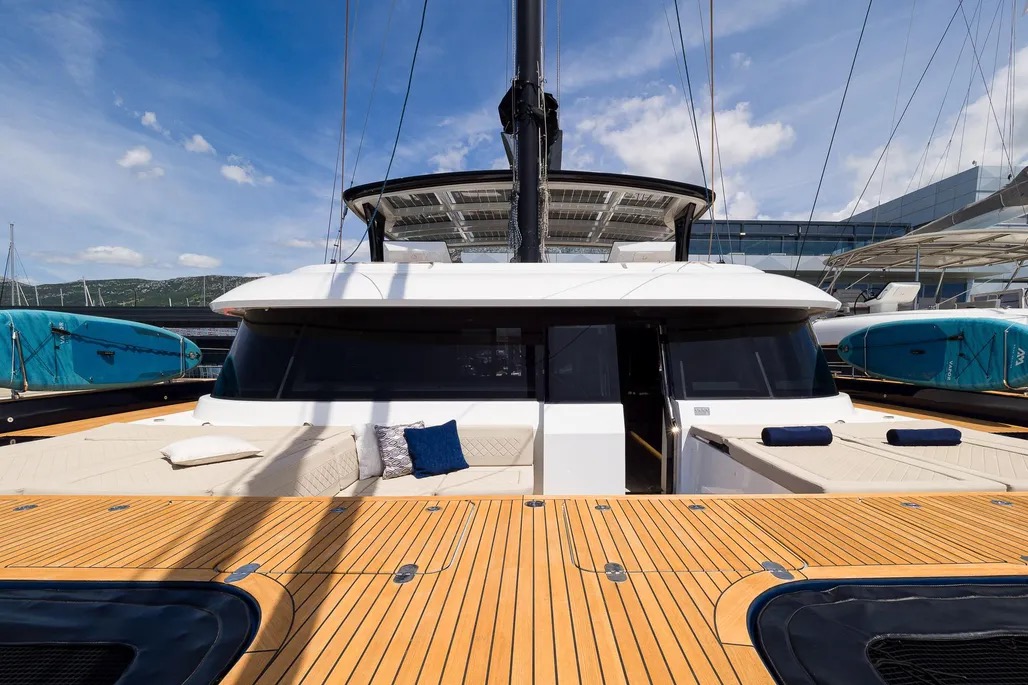 foto: 70 Sunreef 60 Dessus