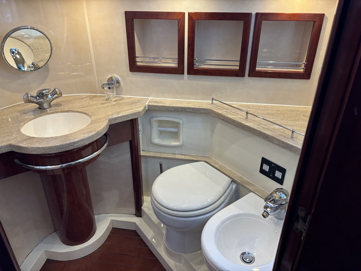 foto: 35 Fairline Squadron 52