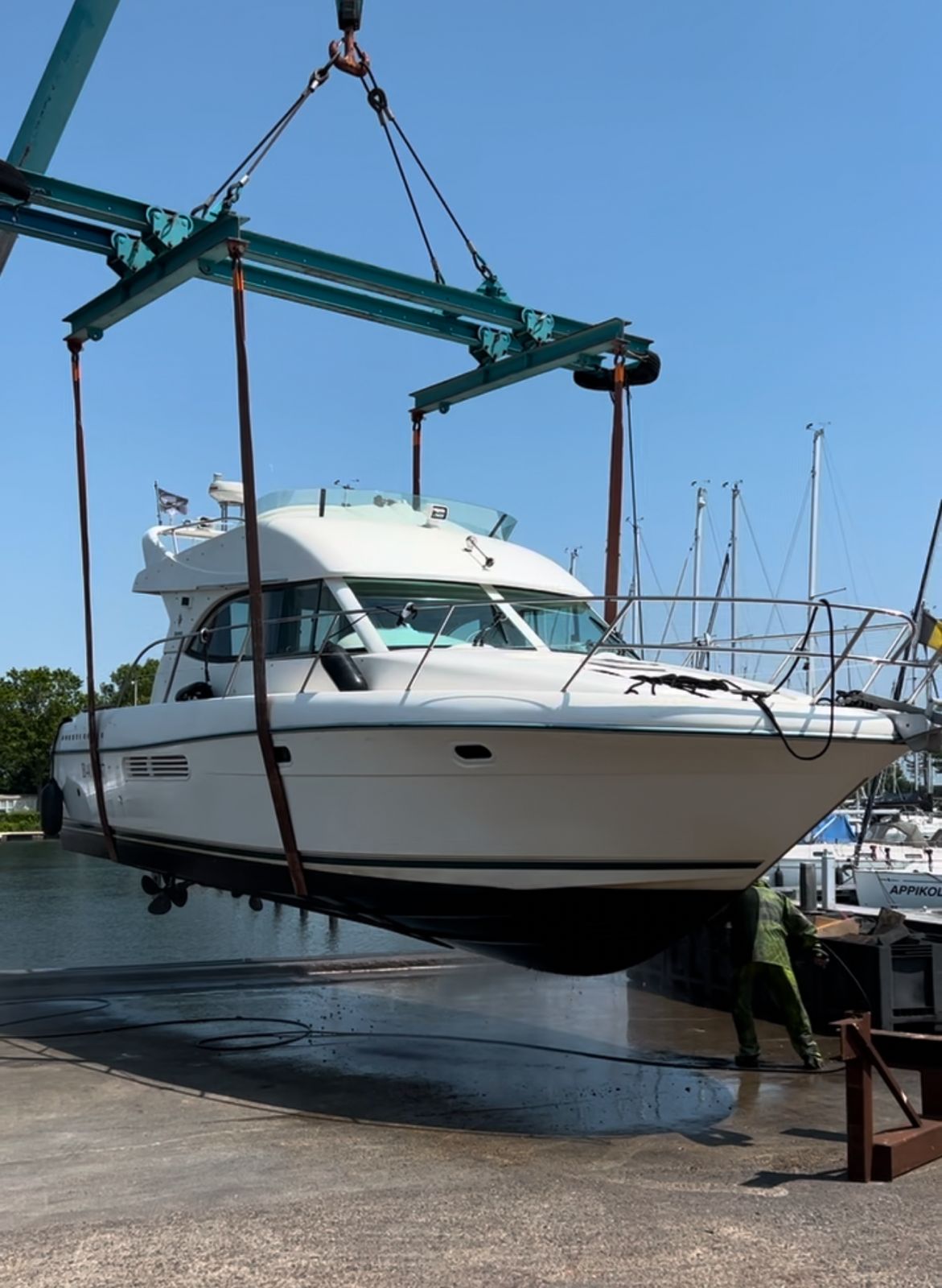 foto: 64 Jeanneau Prestige 36 Fly