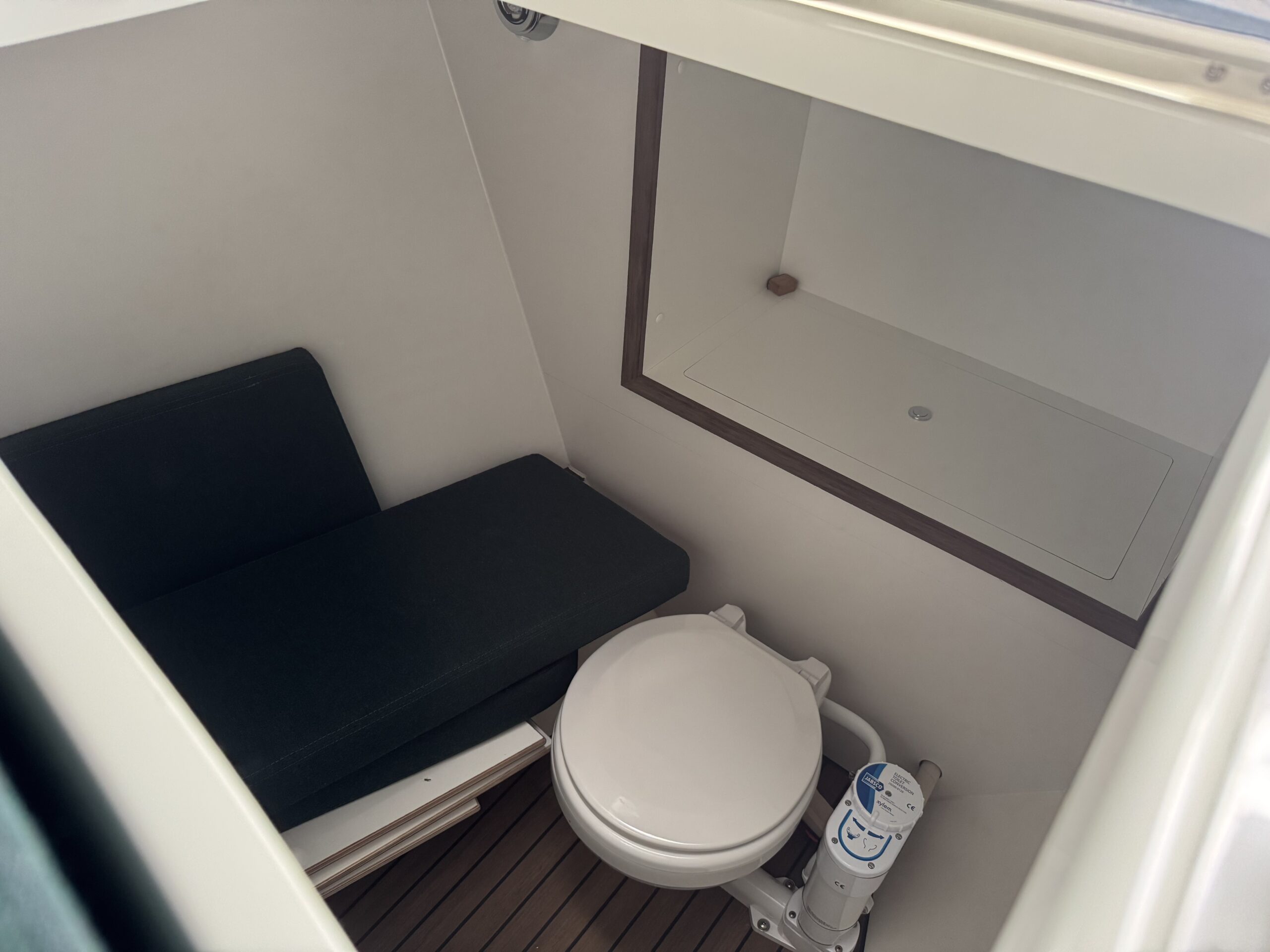 foto: 11 Antaris Seventy5 (Elektro en full options)