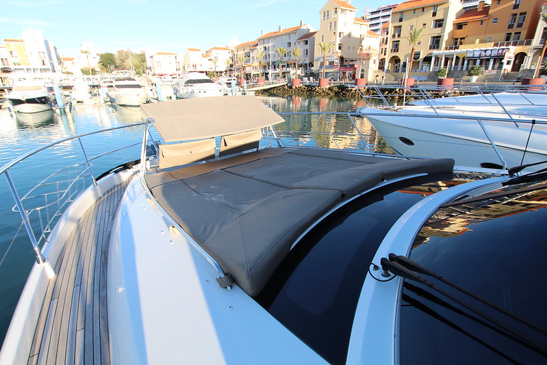 foto: 32 Prestige 620 S