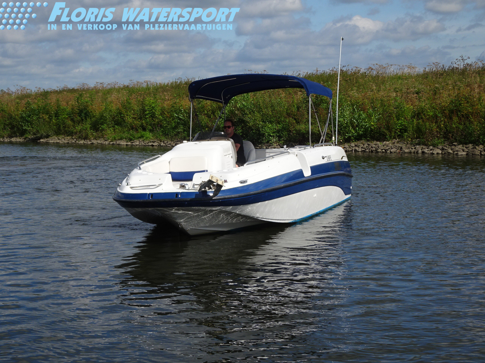 foto: 49 Crownline 238 DB