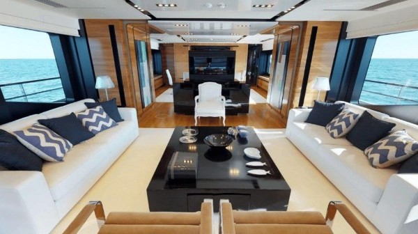 foto: 13 Peri Yachts 37