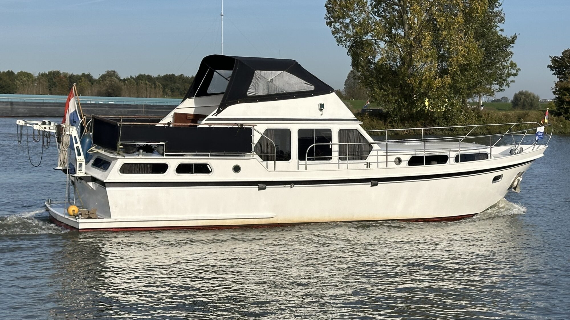 foto: 33 Valkkruiser Valkkruiser 11.00 Flybridge