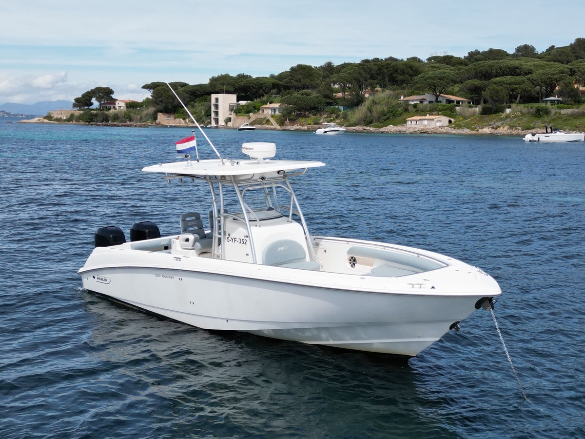 foto: 16 Boston Wahler 320 Outrage - 2x Mercury VERADO 250