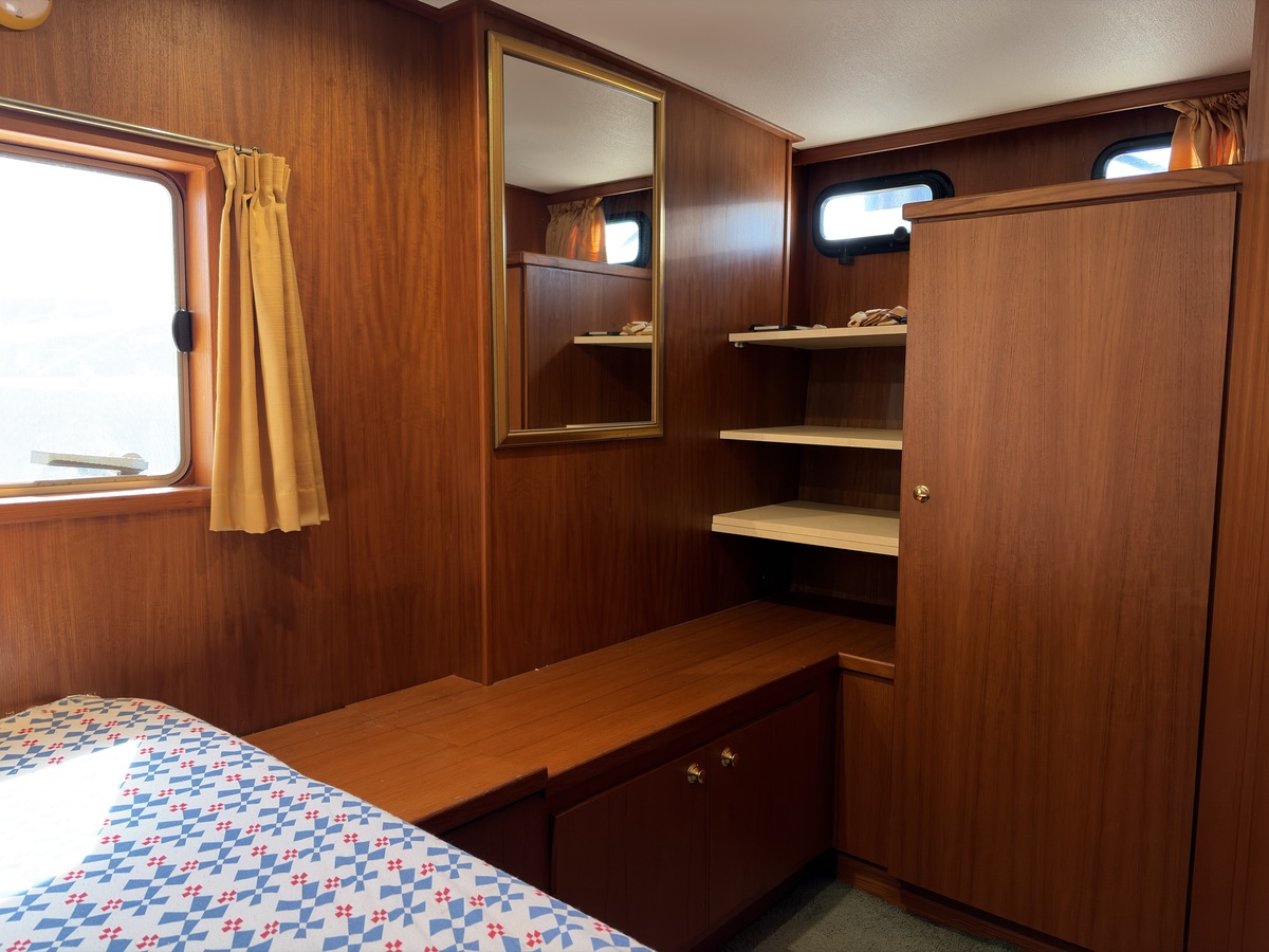 foto: 27 Jacabo 10.25 SL