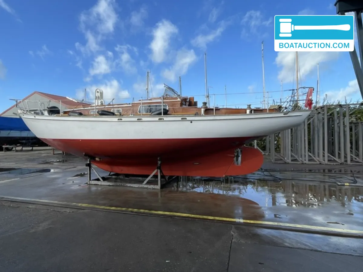 foto: 24 Huisman 1100
