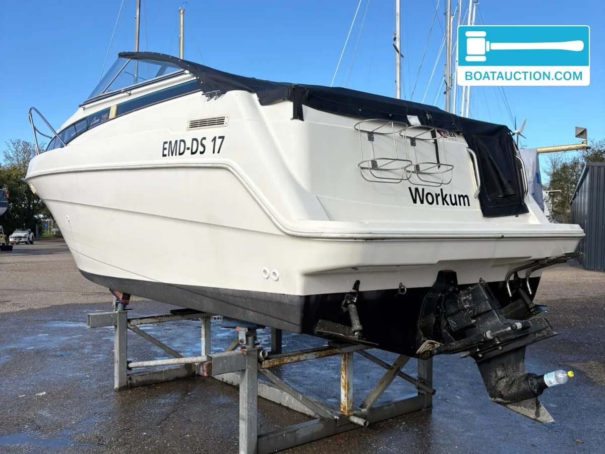 foto: 13 Bayliner 2355