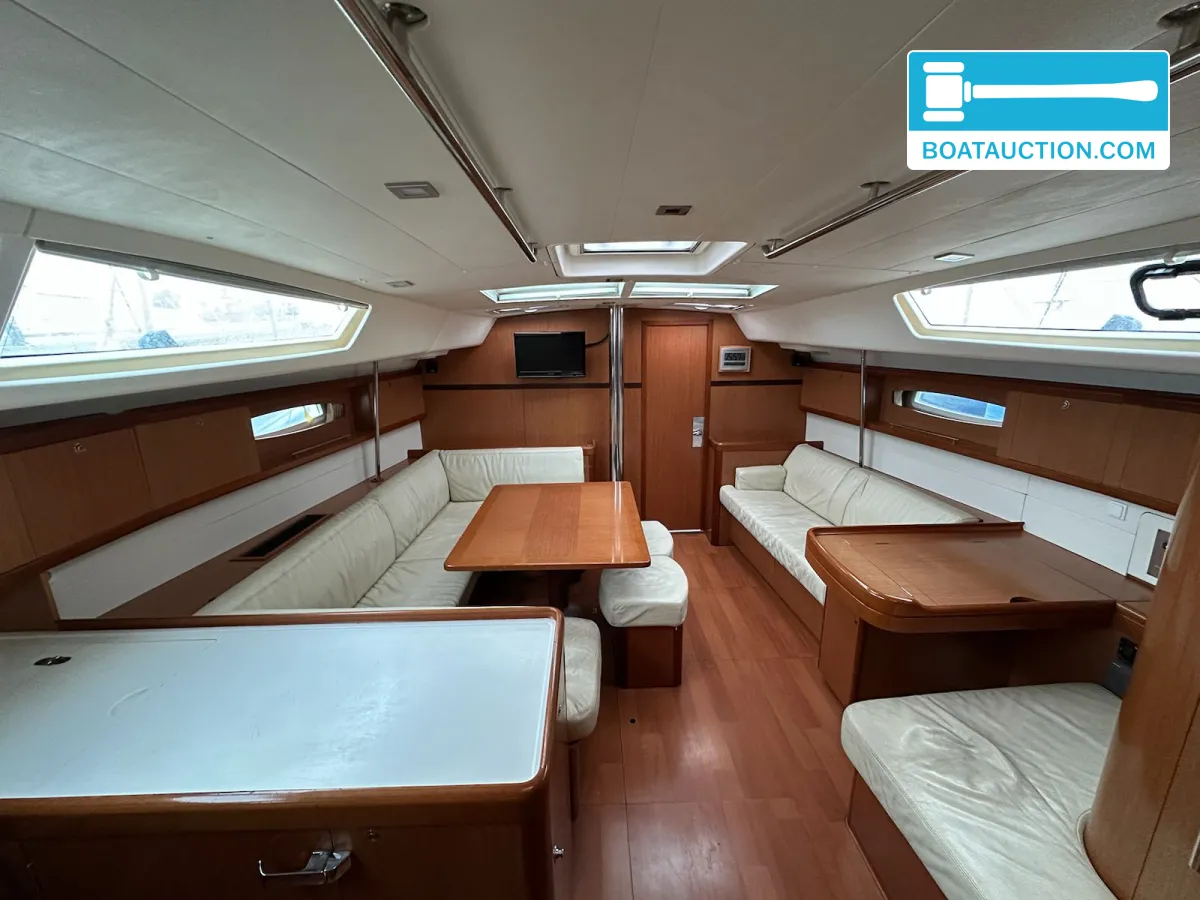 foto: 107 Beneteau Oceanis 50
