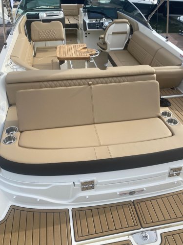 foto: 13 Sea Ray SLX 250