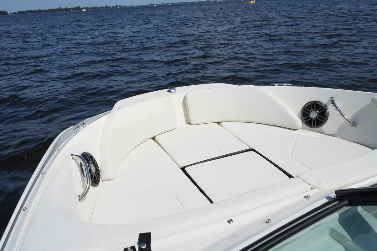foto: 33 Sea Ray 210