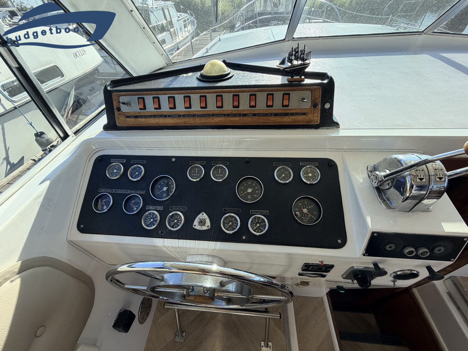 foto: 15 Moonraker 350Fly