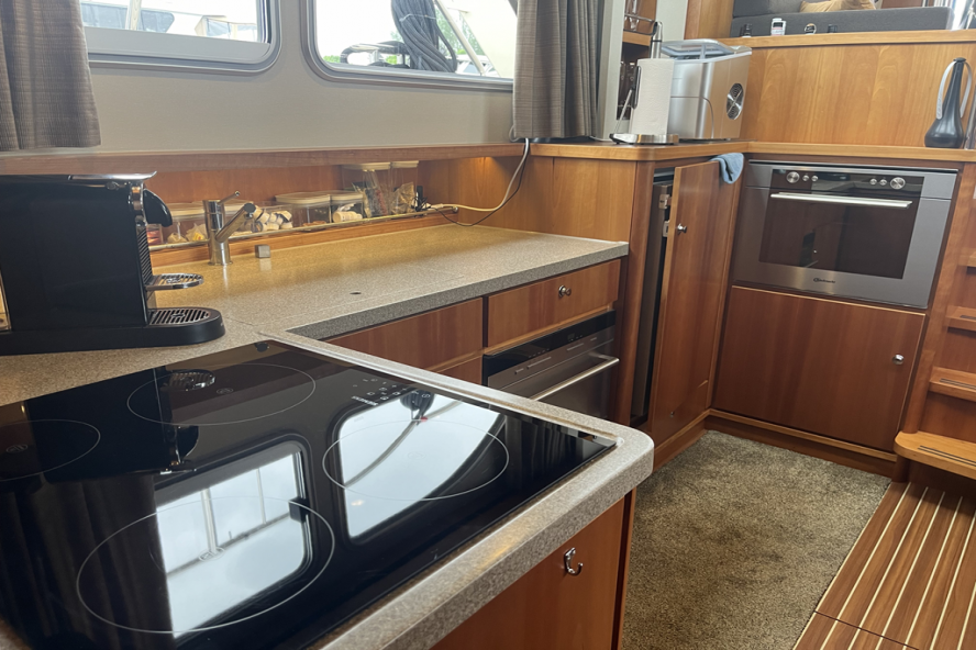 foto: 35 Linssen Grand Sturdy 470 Sedan