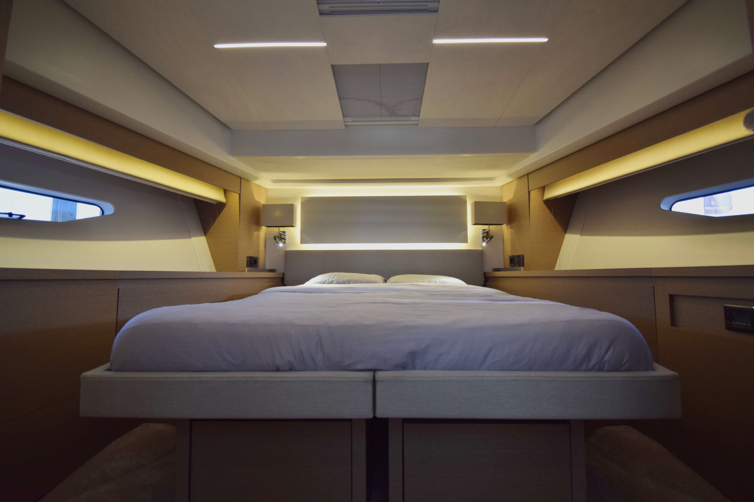 foto: 37 Prestige 590 Flybridge #19