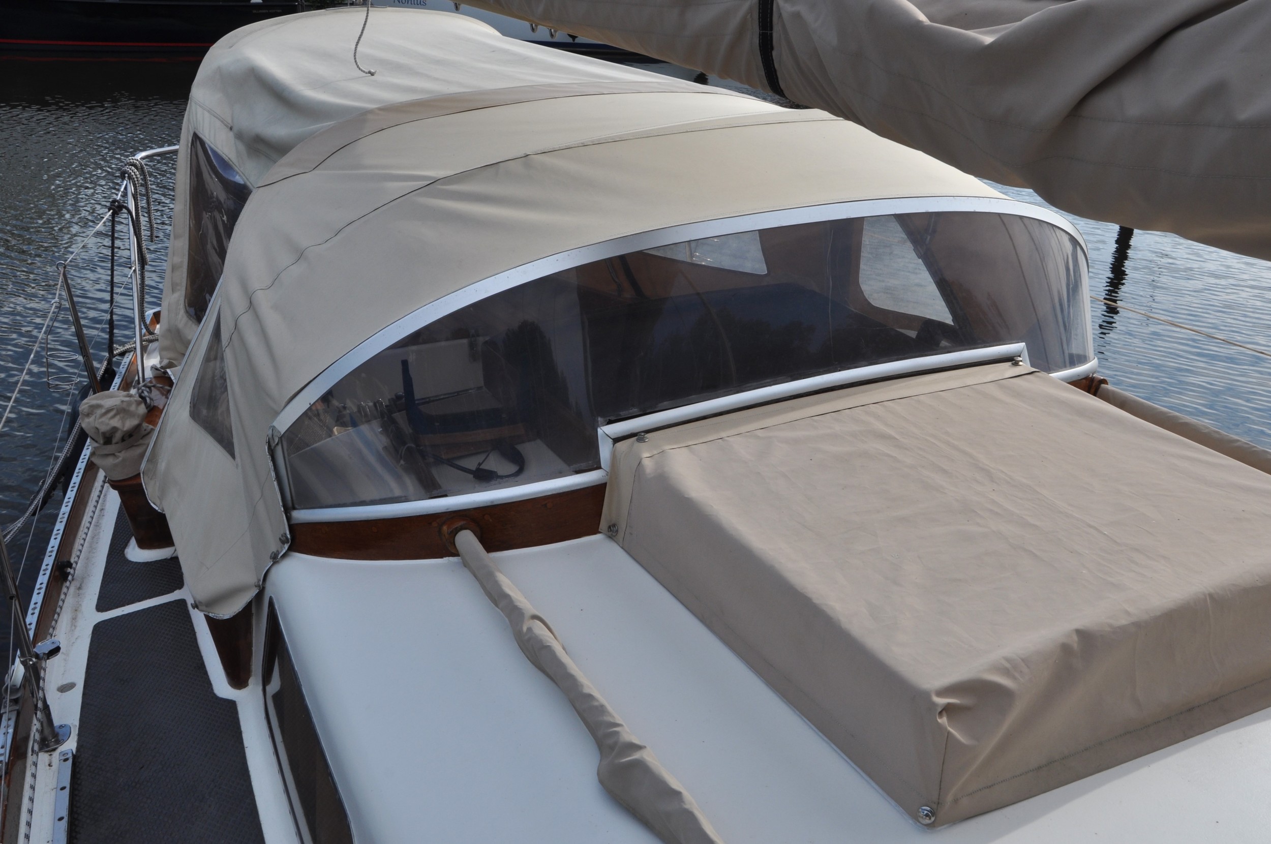 foto: 21 Delphin 66