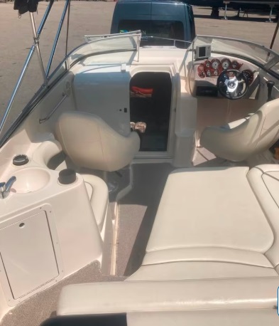 foto: 6  Rinker Captiva 232  Captiva 232