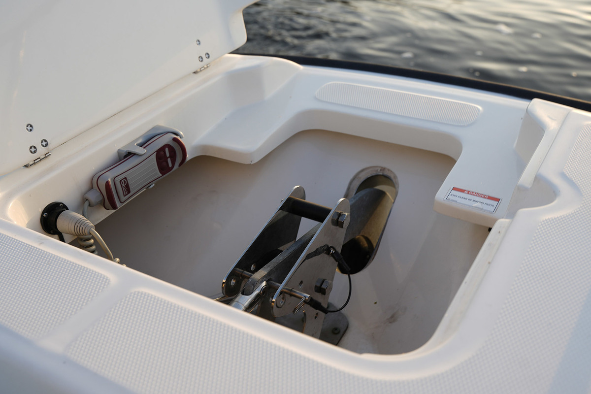 foto: 31 Boston Whaler 270 Dauntless