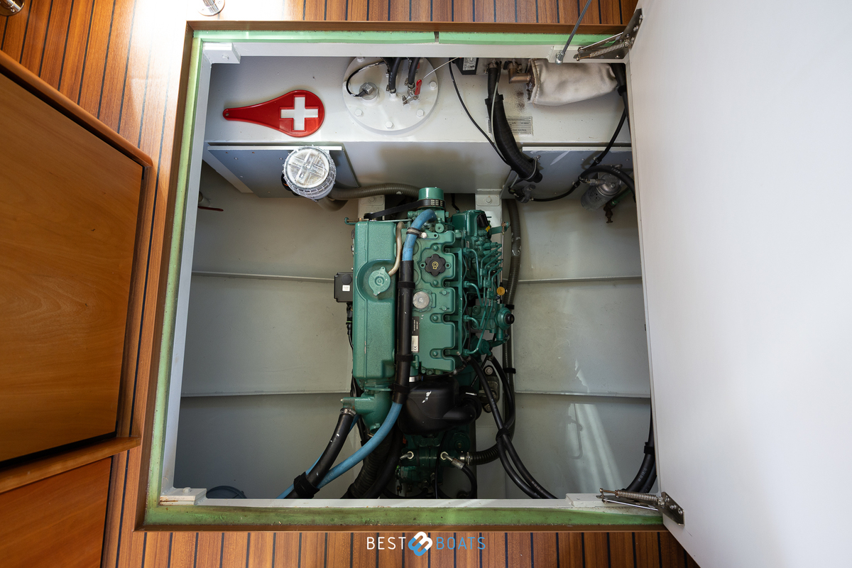 foto: 27 Linssen Grand Sturdy 29.9 Sedan 