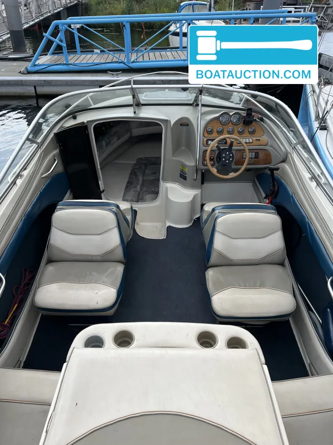 foto: 7 Maxum 2100 SC