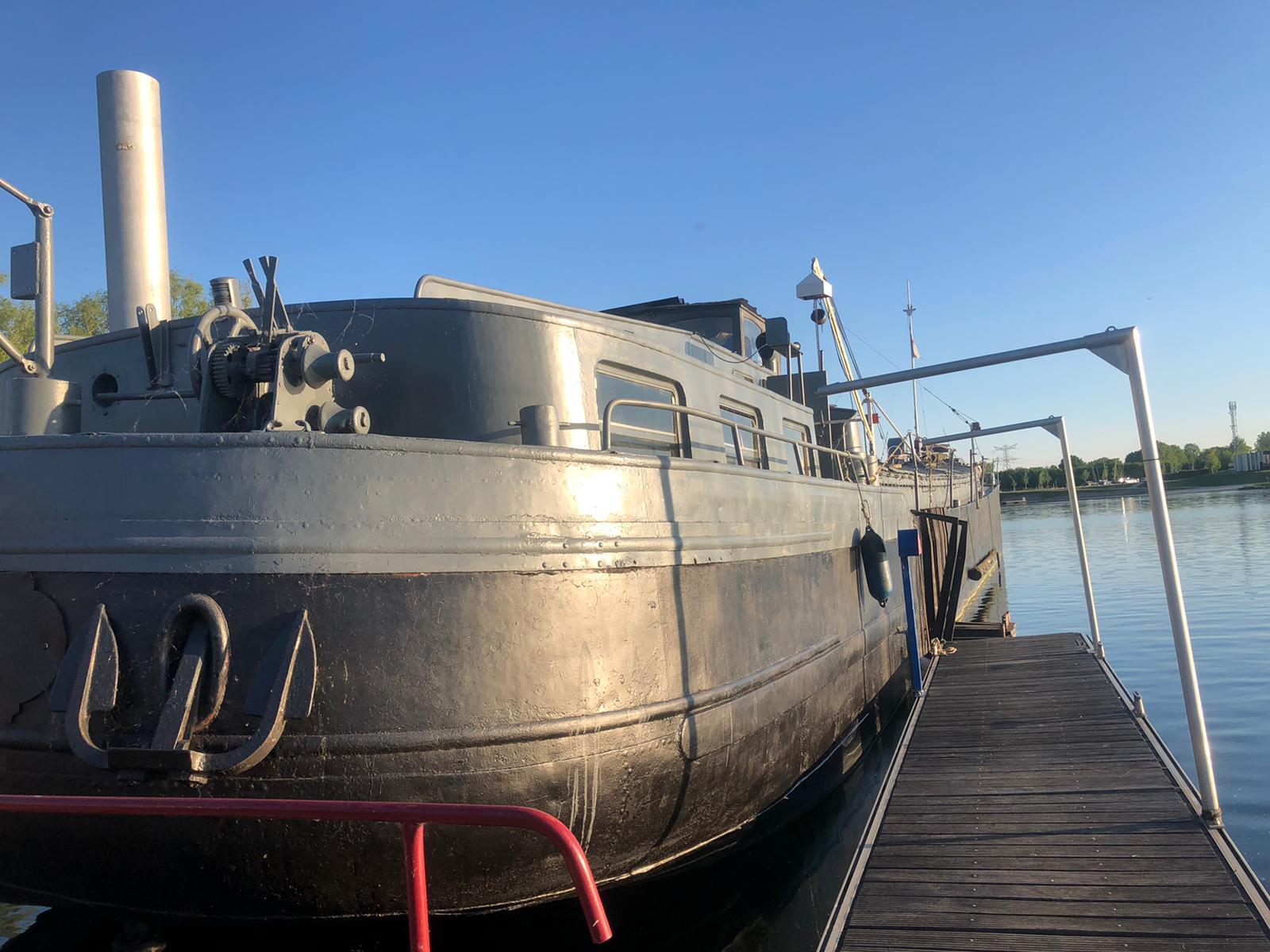 foto: 73 Spits 38.00