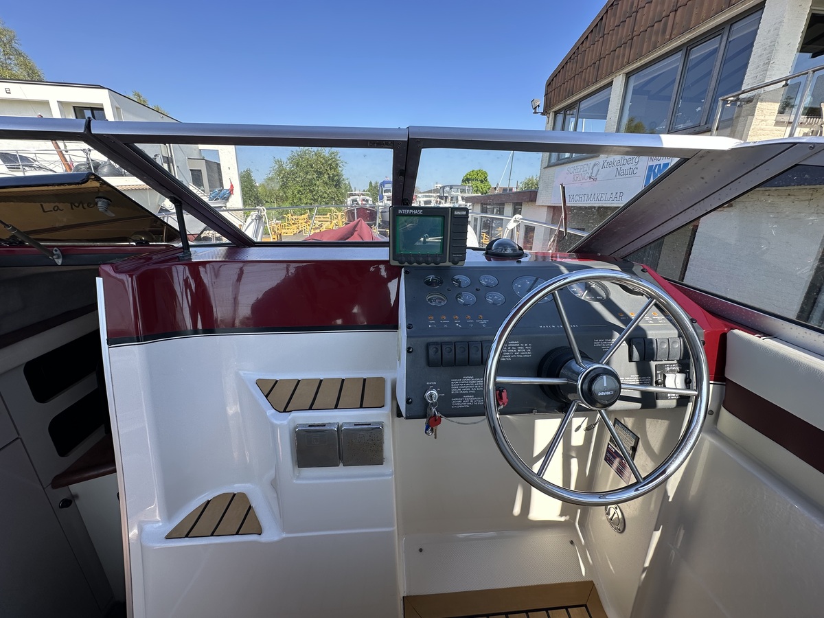 foto: 21 Maxum 2300