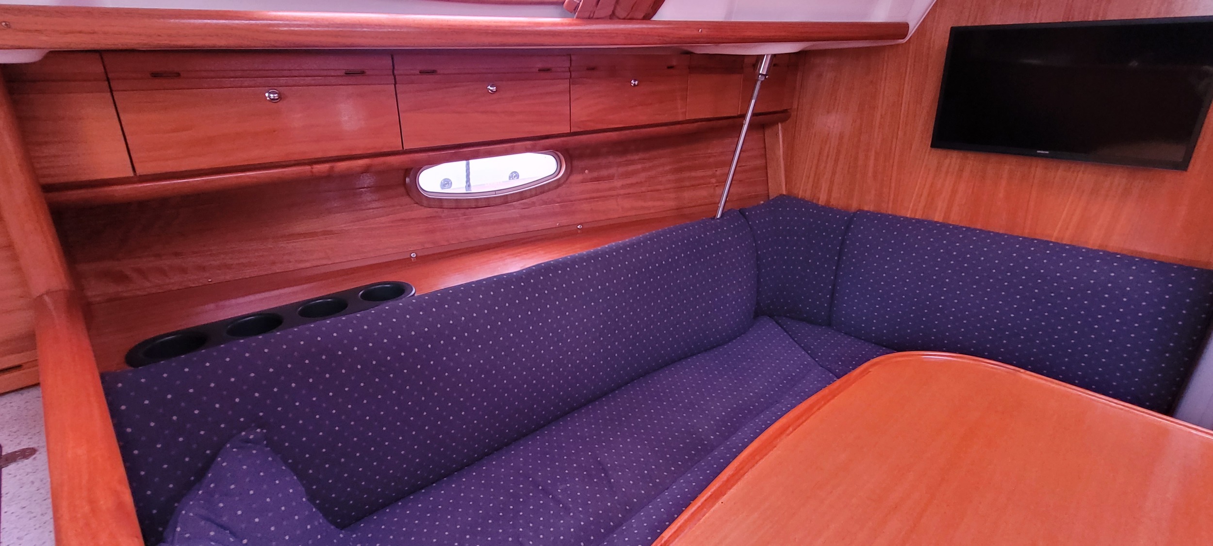 foto: 30 Bavaria 33 Cruiser