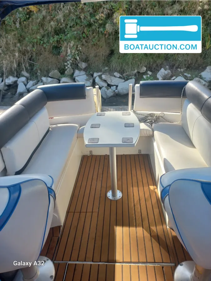 foto: 9 Fairline 21
