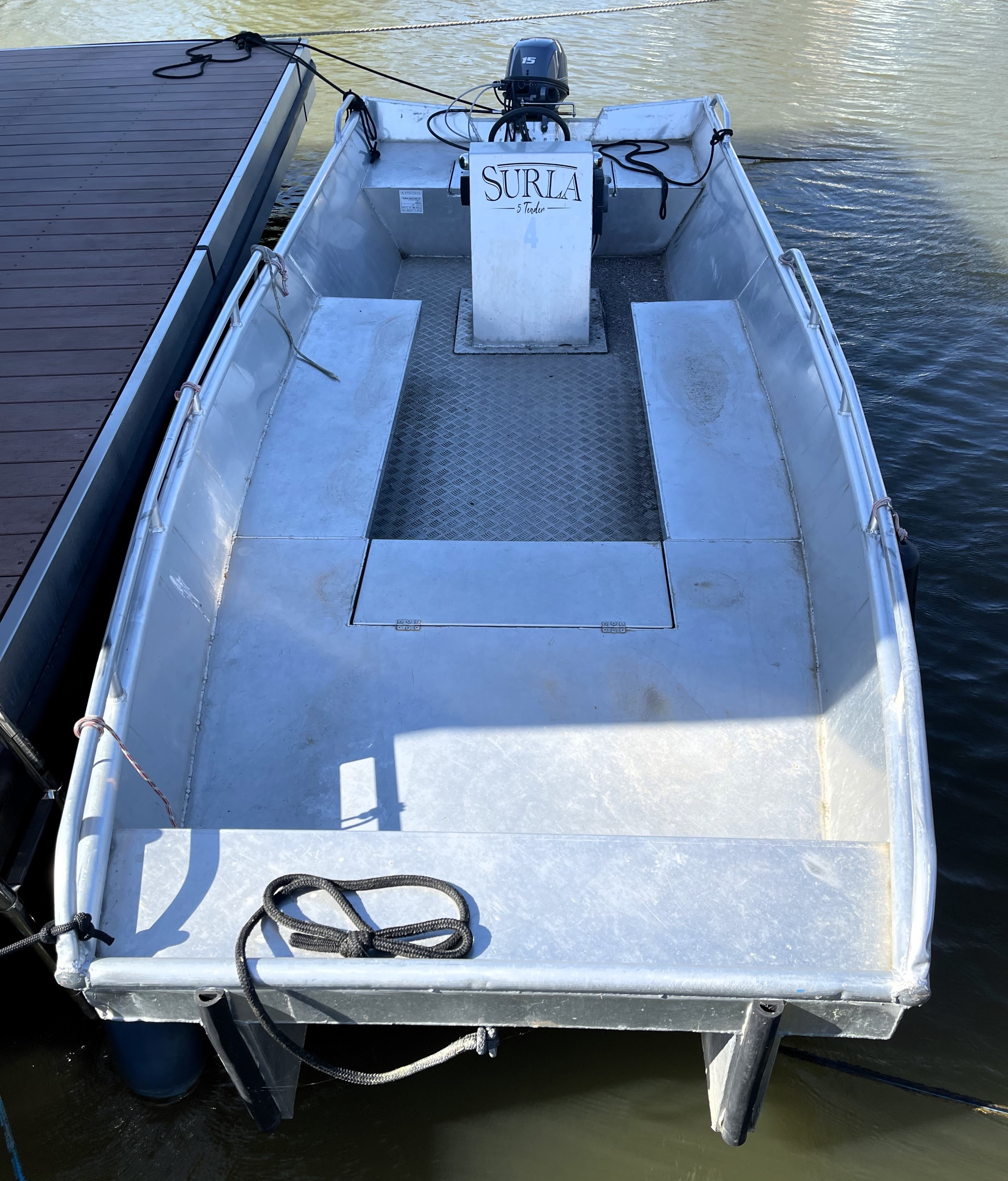 foto: 36 Surla 15 Houseboat Zelfvoorzienend