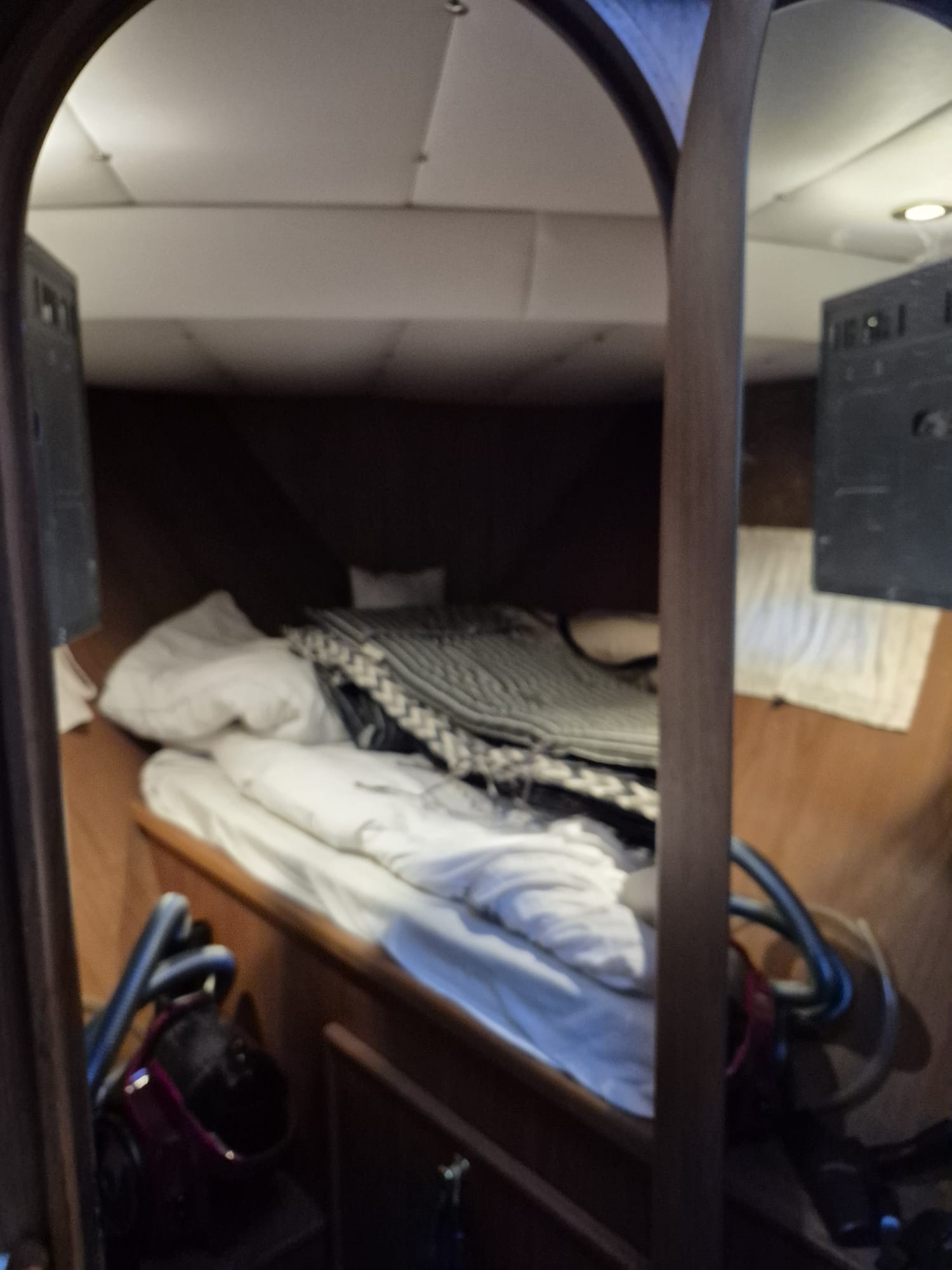 foto: 18 Valk  Voyager ( Woonboot )