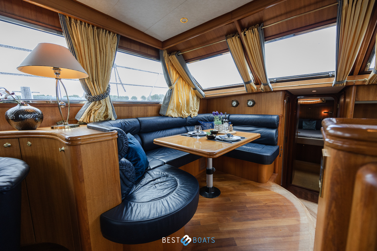 foto: 50 Wim van der Valk Continental 1700