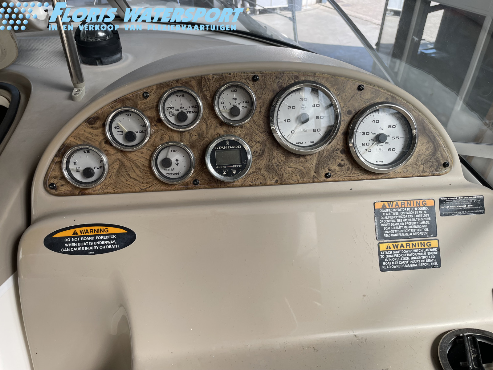 foto: 13 Bayliner 2455