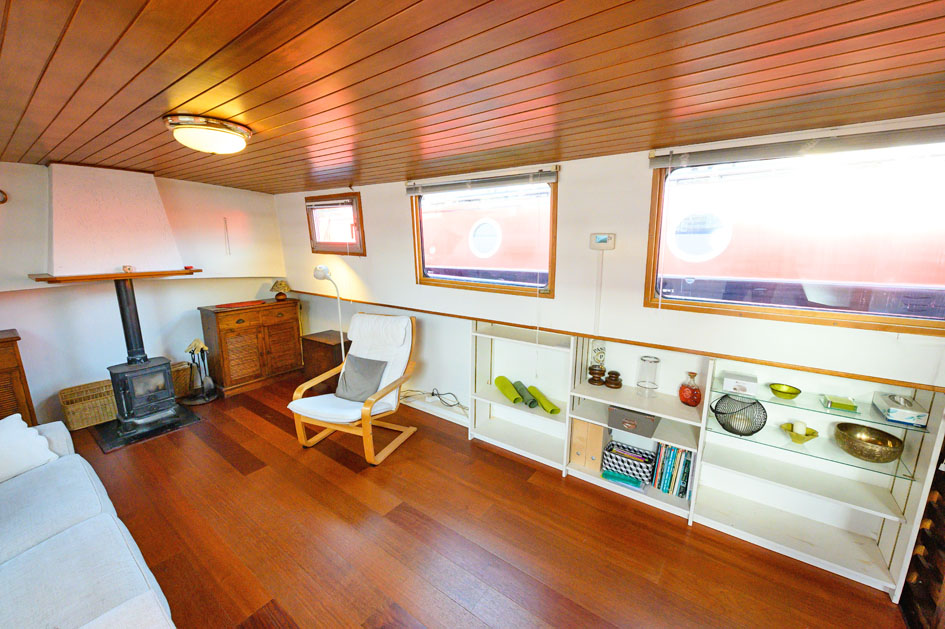 foto: 112 Luxe Motor 21.18 met UBC