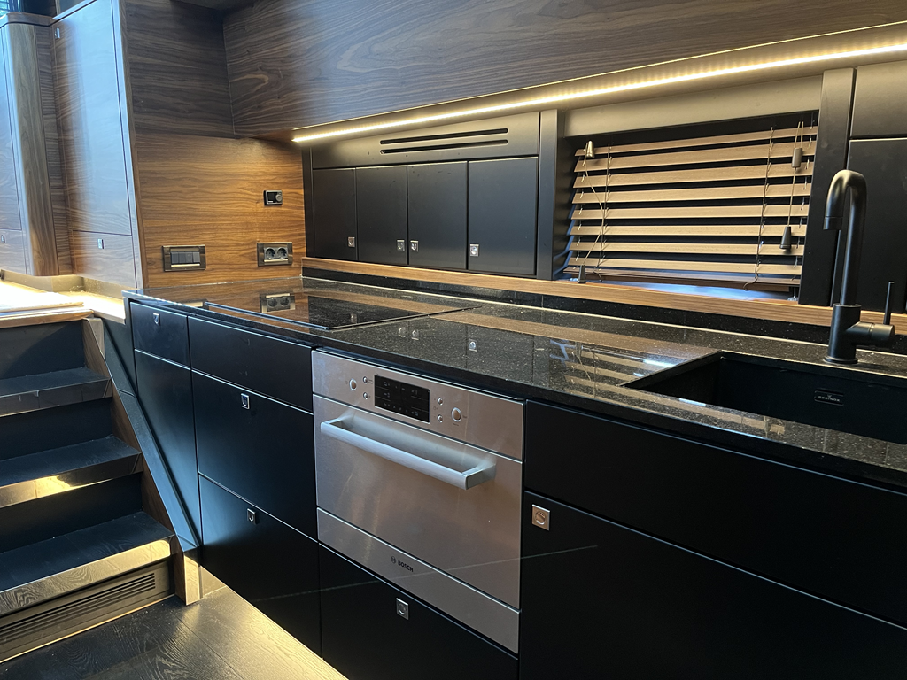 foto: 22 Van der Heijden Exclusive DeLuxe 1700