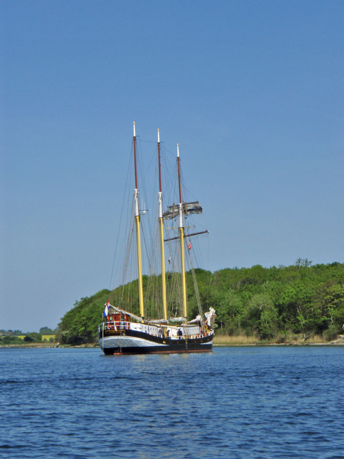 foto: 85 Drie mast Topzeil Schoener Swaensborgh
