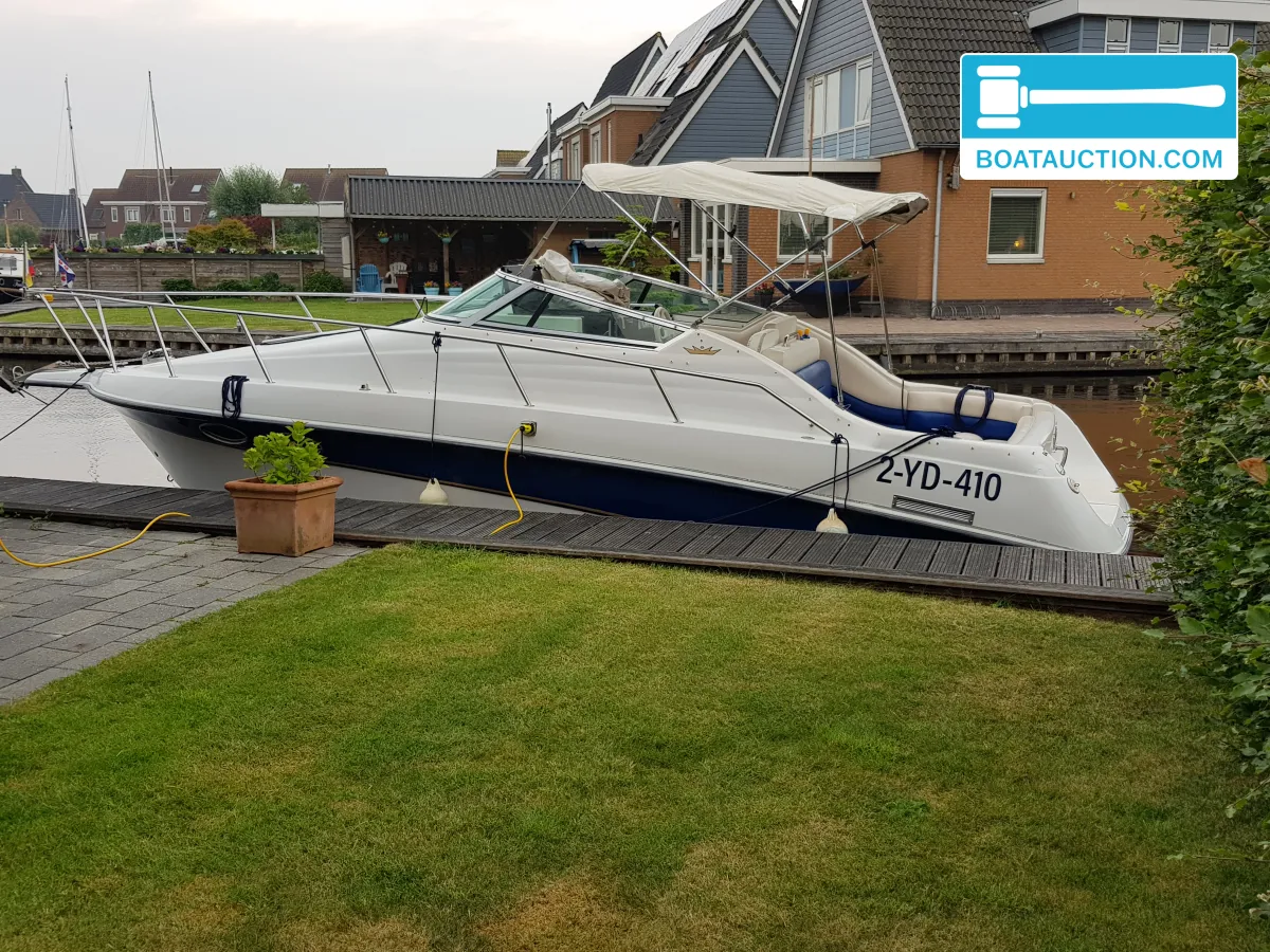 foto: 10 Crownline 250 CR