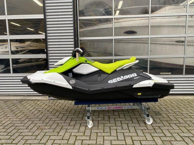 foto: 6 Sea-Doo Spark 2-up 115PK