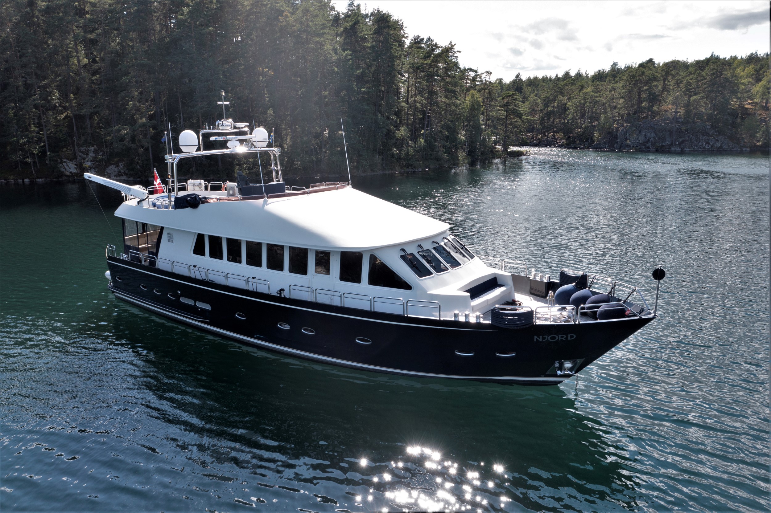 foto: 73 Van Tilborg  Long Range 22M  